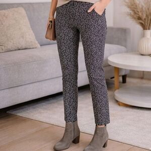 Jasmine & Juliana Floral Cigarette Pants Size 4 Black and White Preppy Office